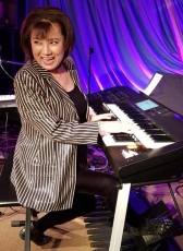 Chiho playing the Yamaha Stagea